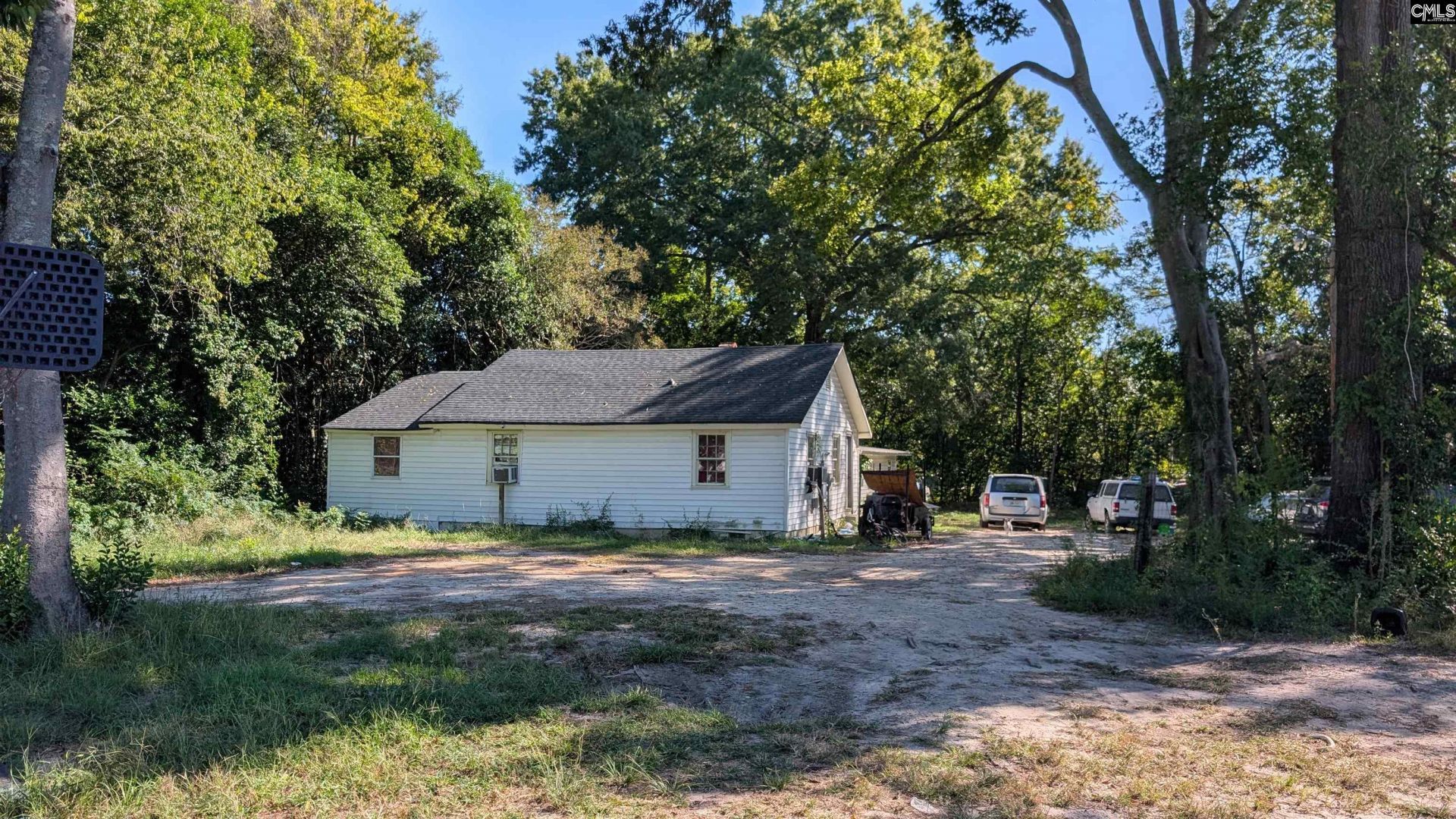 900 Fair Street  Photo 8