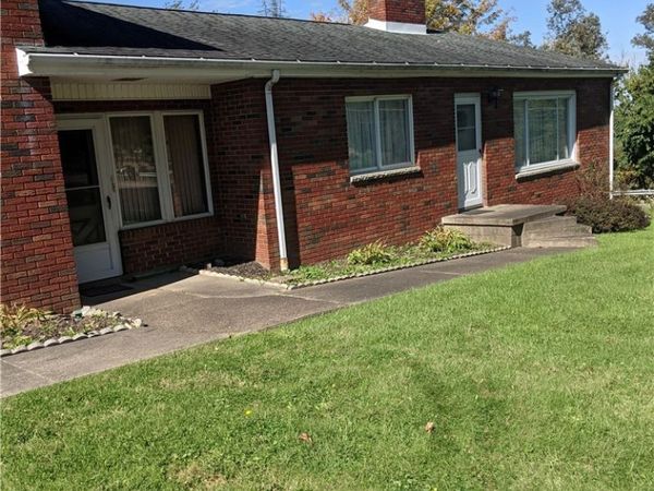 72140 Sharon Road, Bridgeport, OH 43912