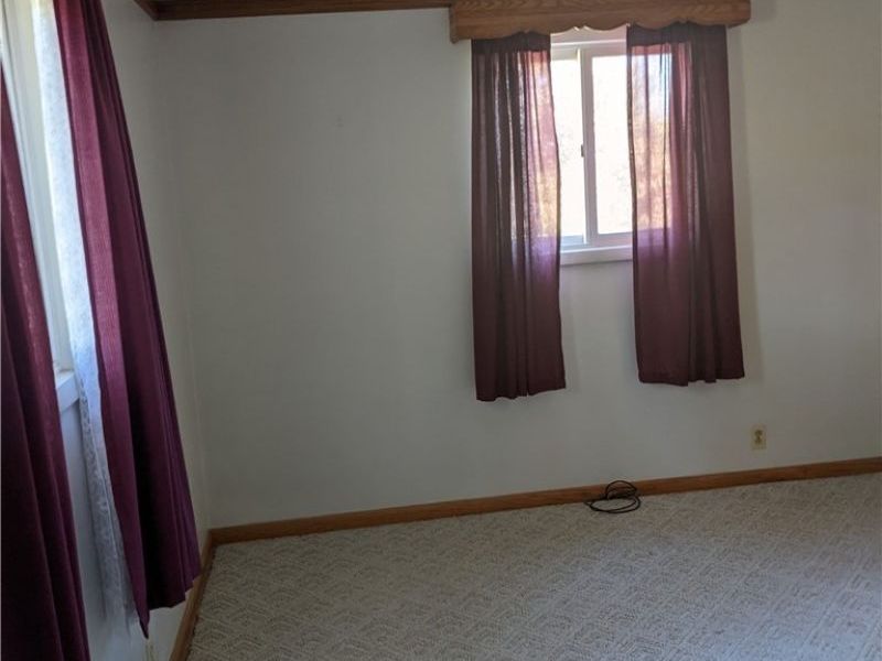 72140 Sharon Road, Bridgeport, OH 43912 Photo 10