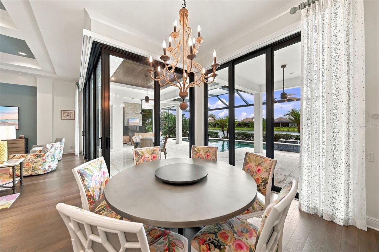 764 Crosswind Avenue, Sarasota, FL 34240 Photo