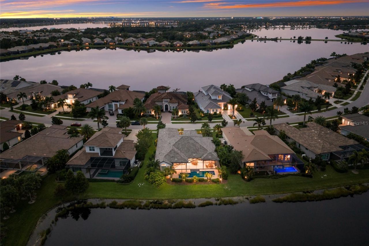 764 Crosswind Avenue, Sarasota, FL 34240 Photo