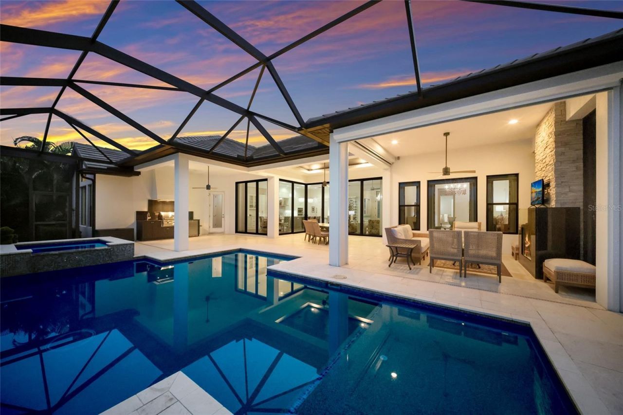 764 Crosswind Avenue, Sarasota, FL 34240 Photo