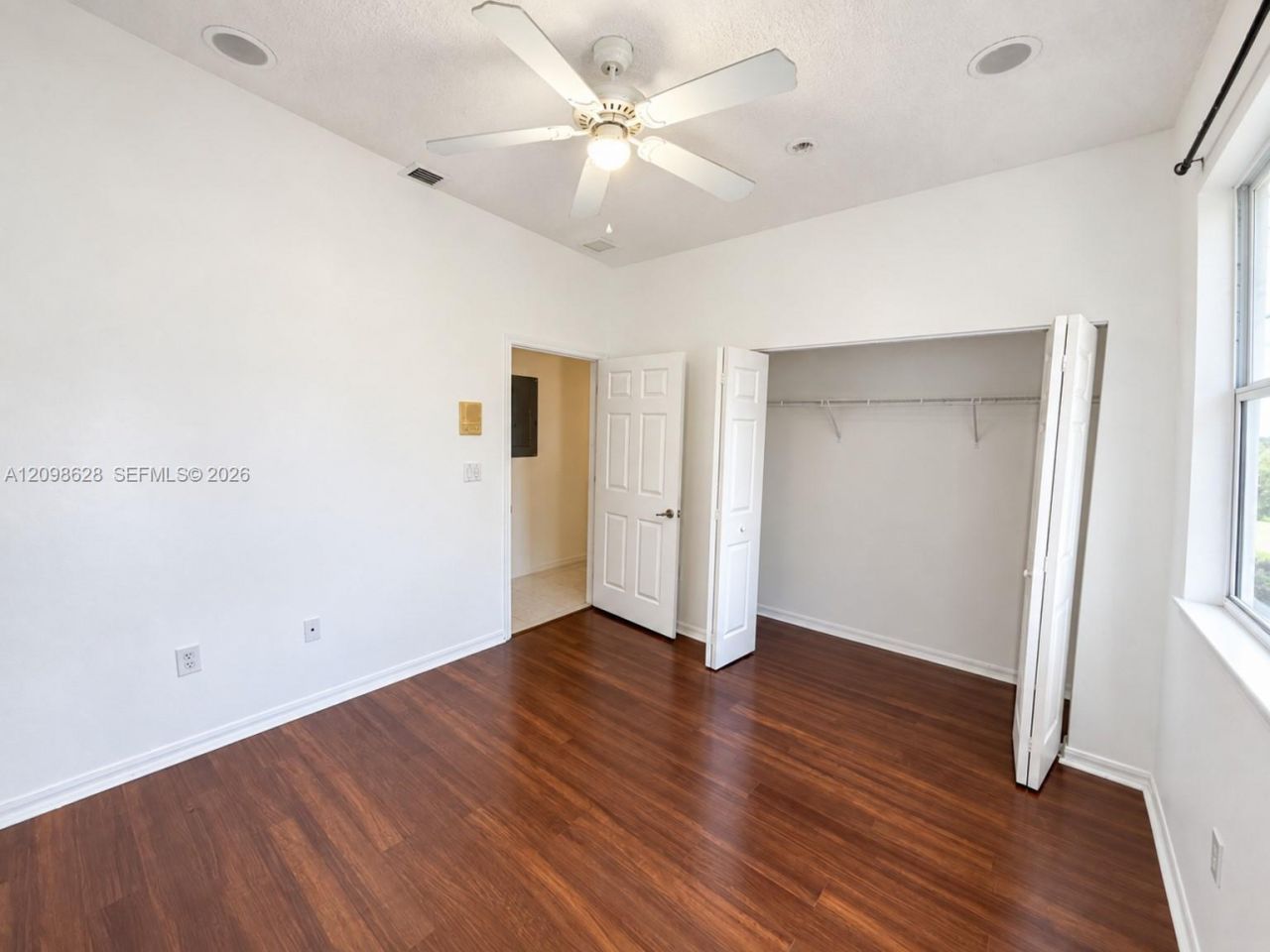 2365 NE 42nd Cir, Homestead, FL 33033 Photo
