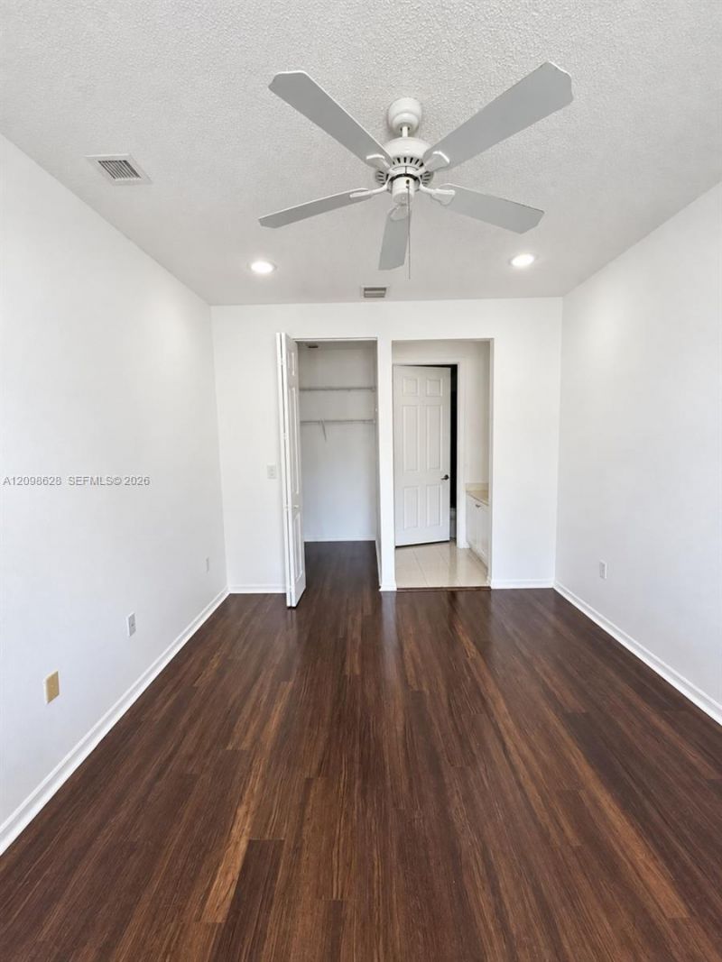 2365 NE 42nd Cir, Homestead, FL 33033 Photo