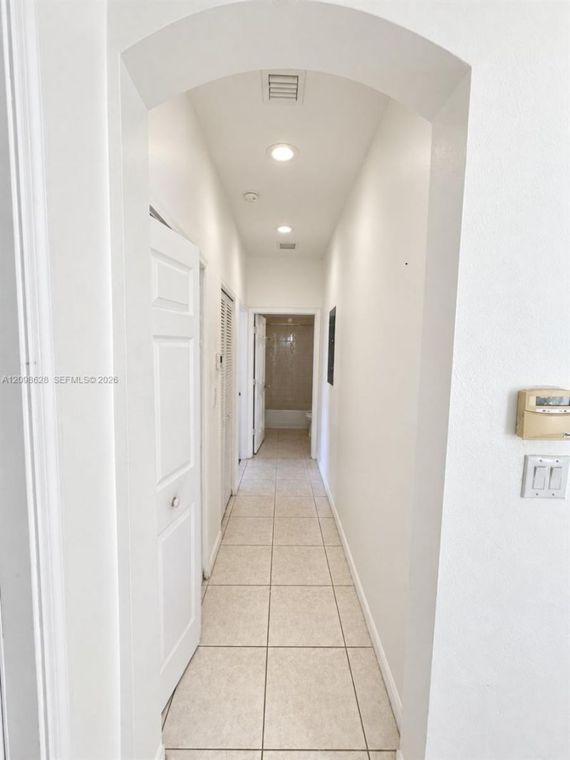 2365 NE 42nd Cir, Homestead, FL 33033 Photo