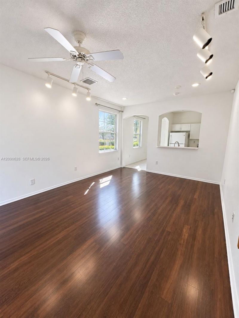 2365 NE 42nd Cir, Homestead, FL 33033 Photo