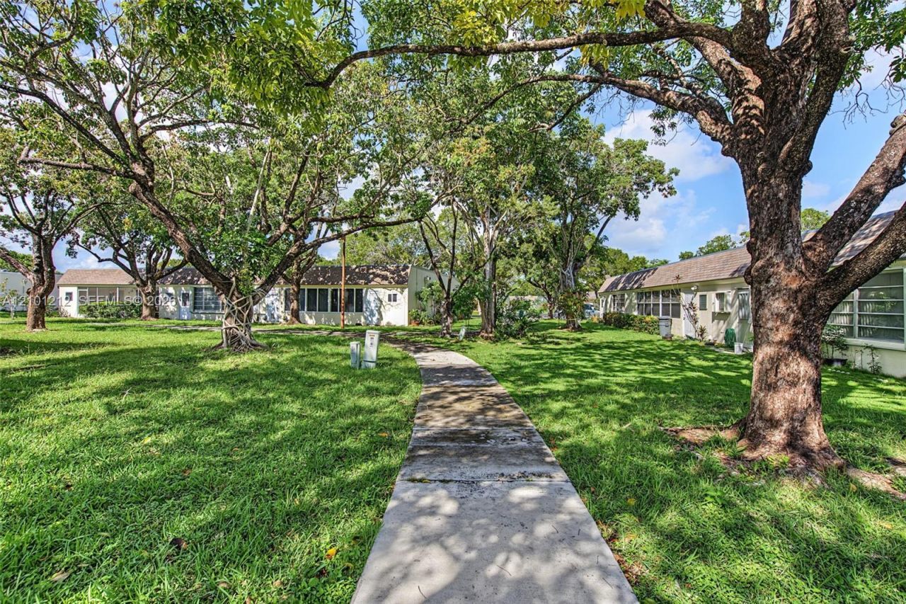 11232 SW 169th St , Unit V3442, Miami, FL 33157 Photo