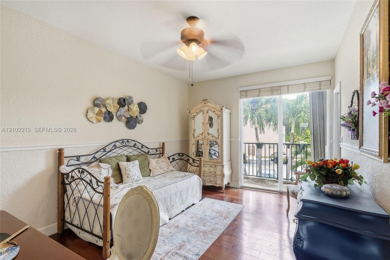 9135 Fontainebleau Blvd , Unit 2, Miami, FL 33172 Photo