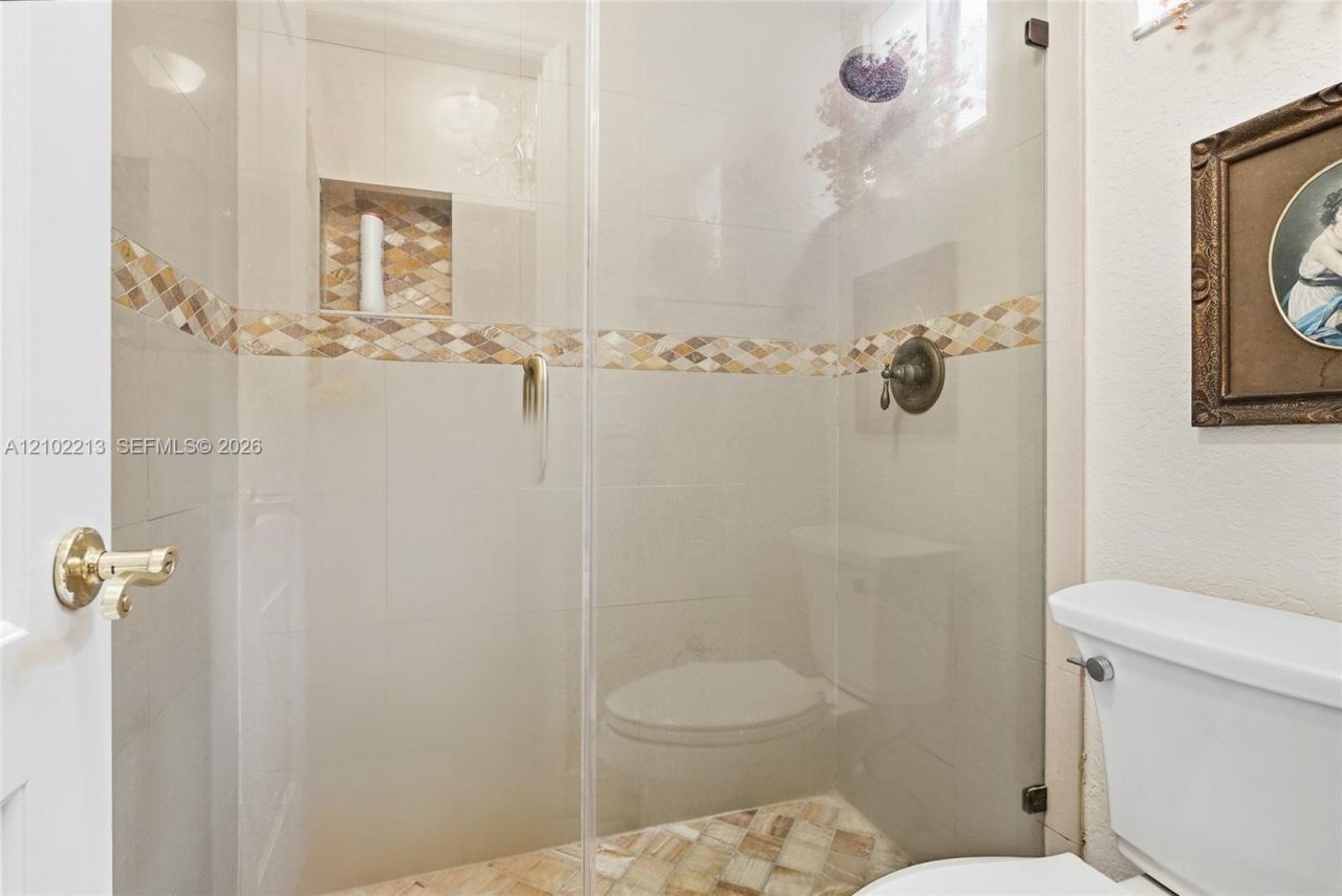9135 Fontainebleau Blvd , Unit 2, Miami, FL 33172 Photo