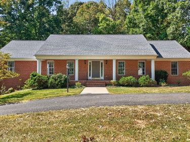 1059 Cuddington Lane, Forest, VA 24551