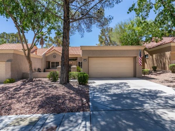 9537 Eagle Valley Drive , Las Vegas, NV 89134