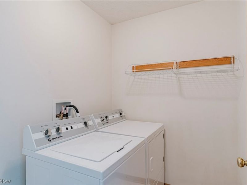 15705 Lowe Road NE, Alliance, OH 44601 Photo 25