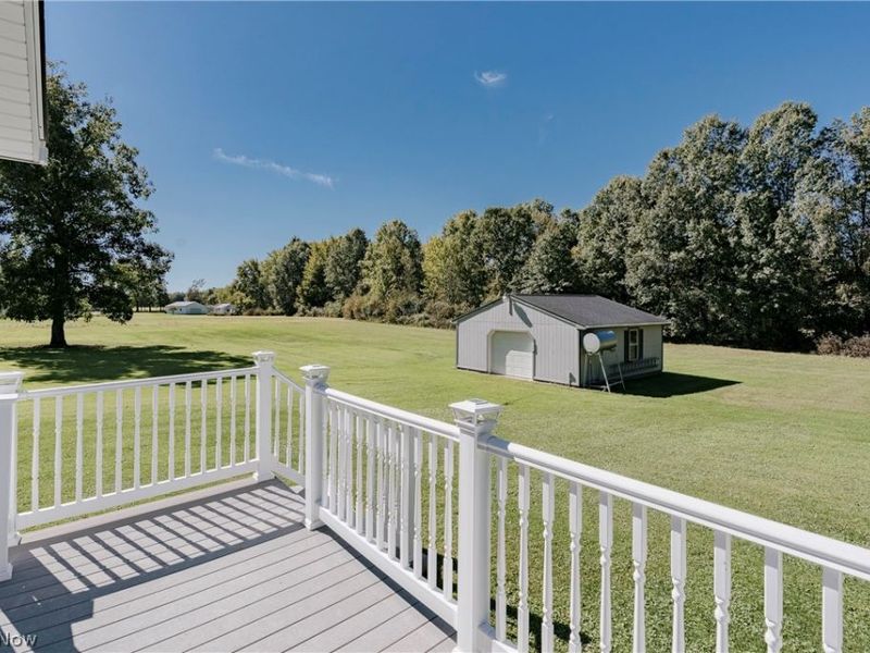 15705 Lowe Road NE, Alliance, OH 44601 Photo 31