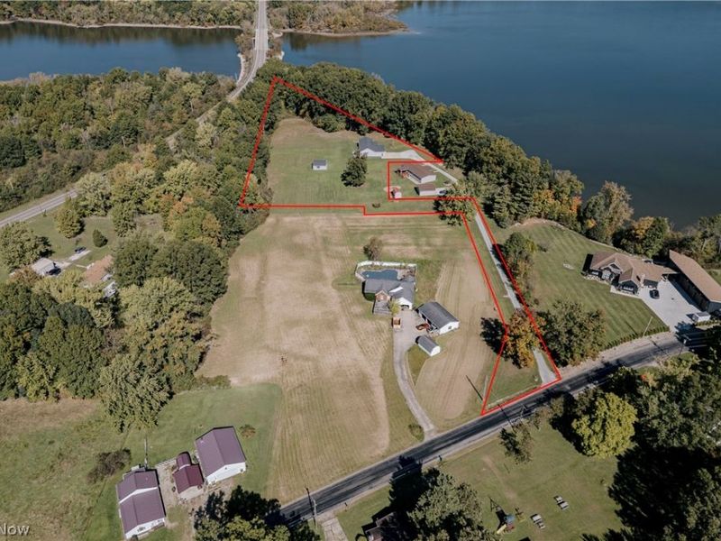 15705 Lowe Road NE, Alliance, OH 44601 Photo 4
