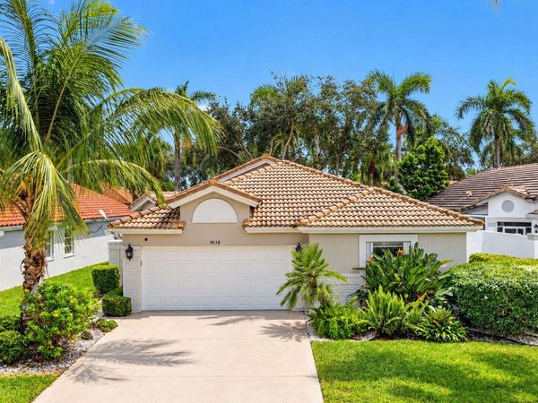 9638 HARBOUR LAKE Circle, Boynton Beach, FL 33437