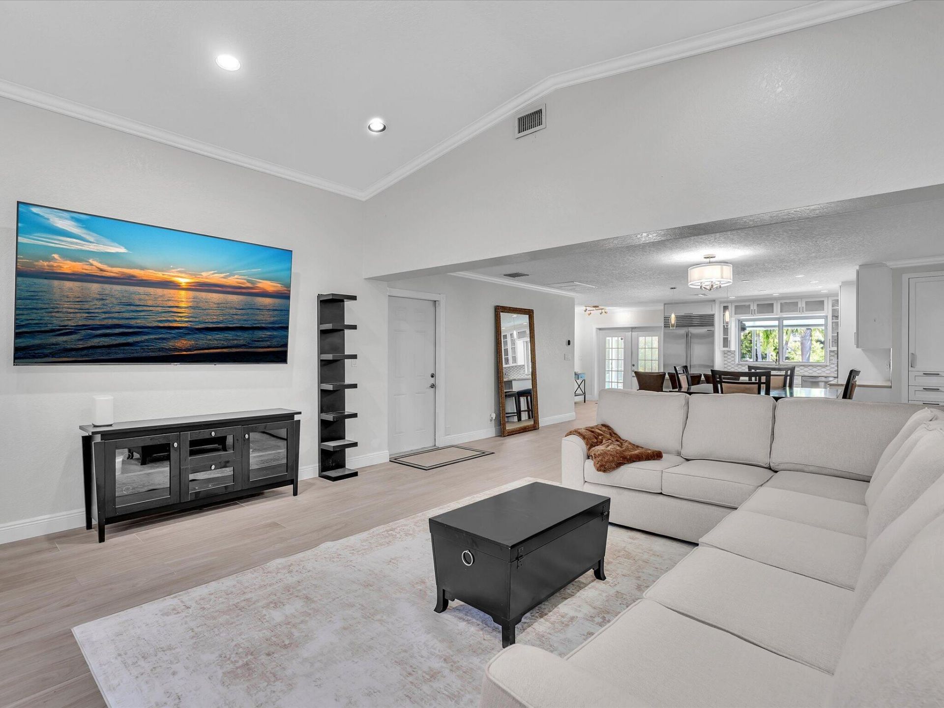 948 SE 10th Court, Pompano Beach, FL 33060 Photo