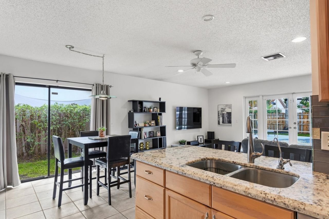 4852 Sugar Pine Drive, Boca Raton, FL 33487 Photo