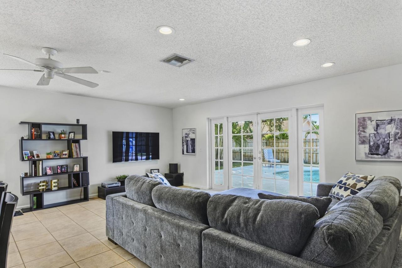 4852 Sugar Pine Drive, Boca Raton, FL 33487 Photo