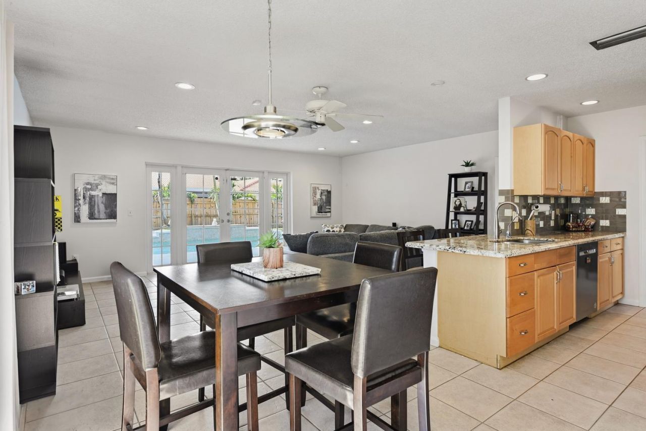 4852 Sugar Pine Drive, Boca Raton, FL 33487 Photo