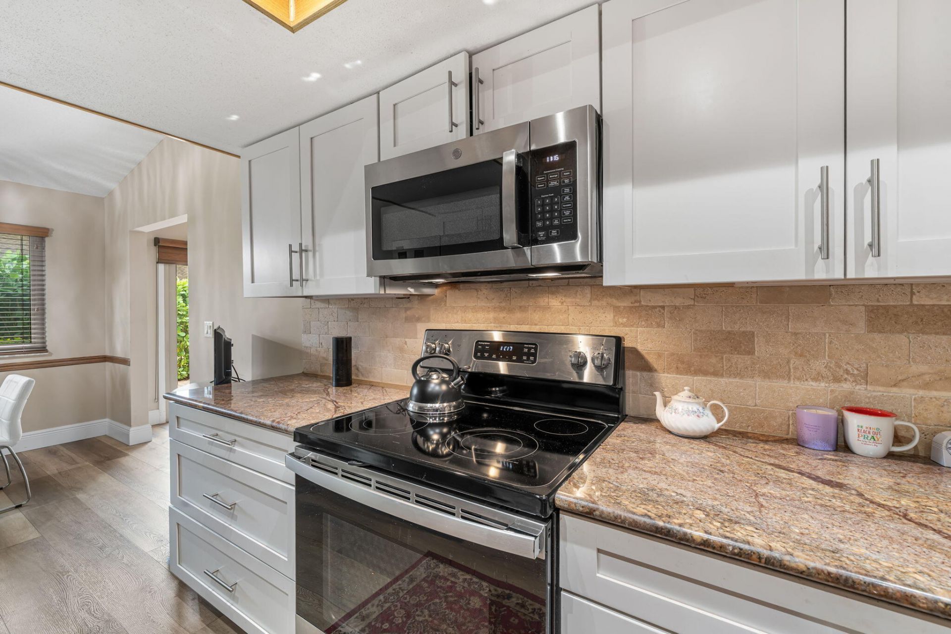 137 Meander Circle, Royal Palm Beach, FL 33411 Photo
