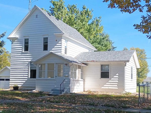516 2nd St SE, Hampton, IA 50441