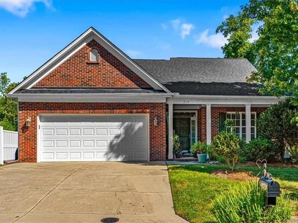 219 Heritage Hill Drive, Jamestown, NC 27282