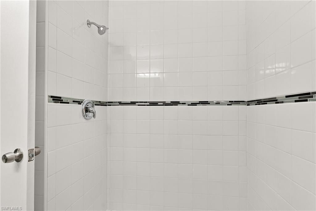 2055 Maravilla Cir , Fort Myers, FL 33901 Photo