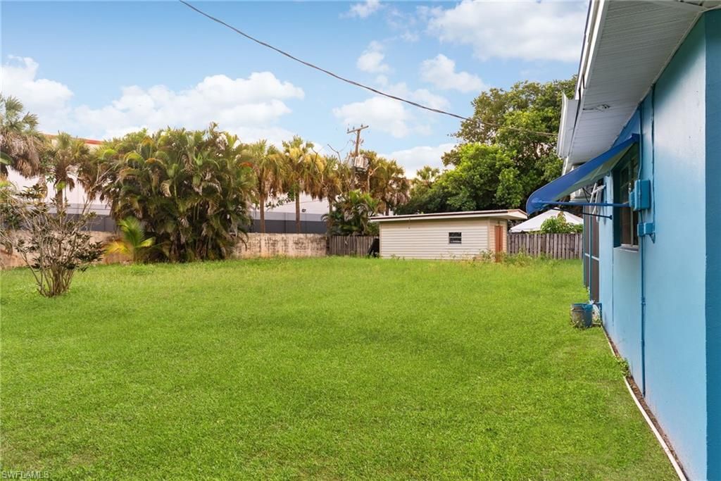 2055 Maravilla Cir , Fort Myers, FL 33901 Photo