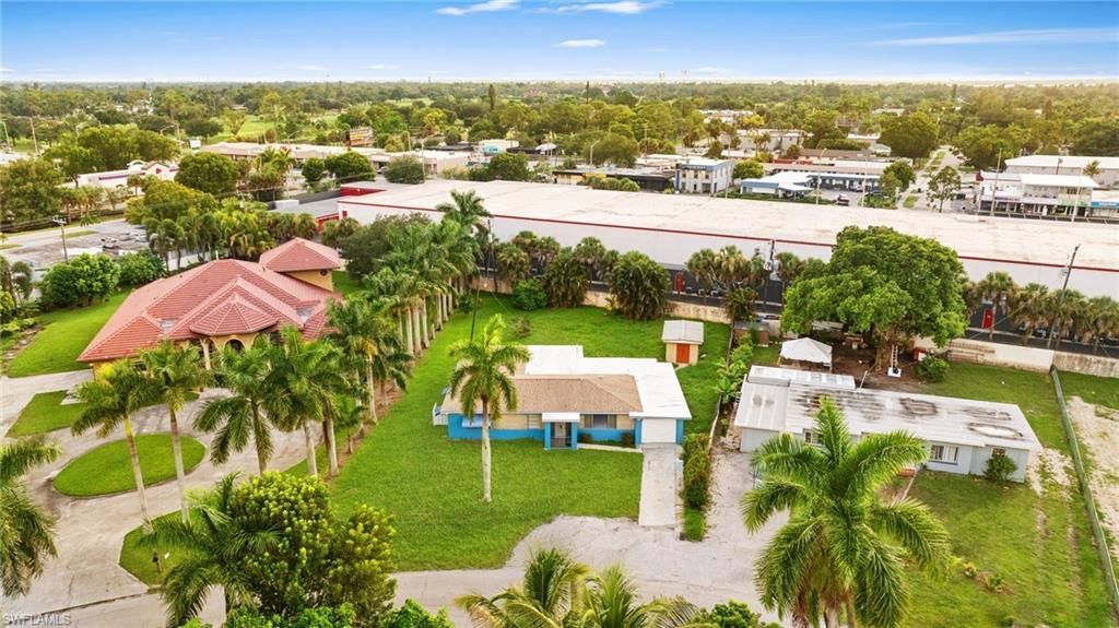 2055 Maravilla Cir , Fort Myers, FL 33901 Photo