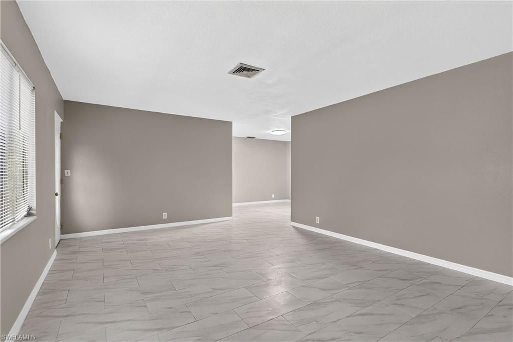 2055 Maravilla Cir , Fort Myers, FL 33901 Photo