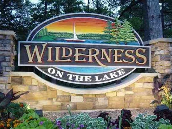 350 E Hiawatha Drive, Unit 222, Lake Delton, WI 53940