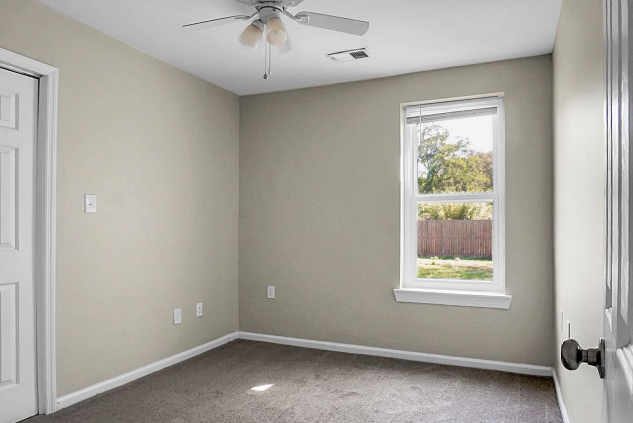 1010 Bradford Avenue Photo 33