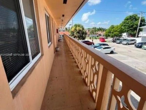 1151 W 28th St , Unit 8, Hialeah, FL 33010