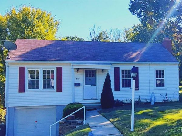 3281 Van Zandt Drive, Green Twp, OH 45211