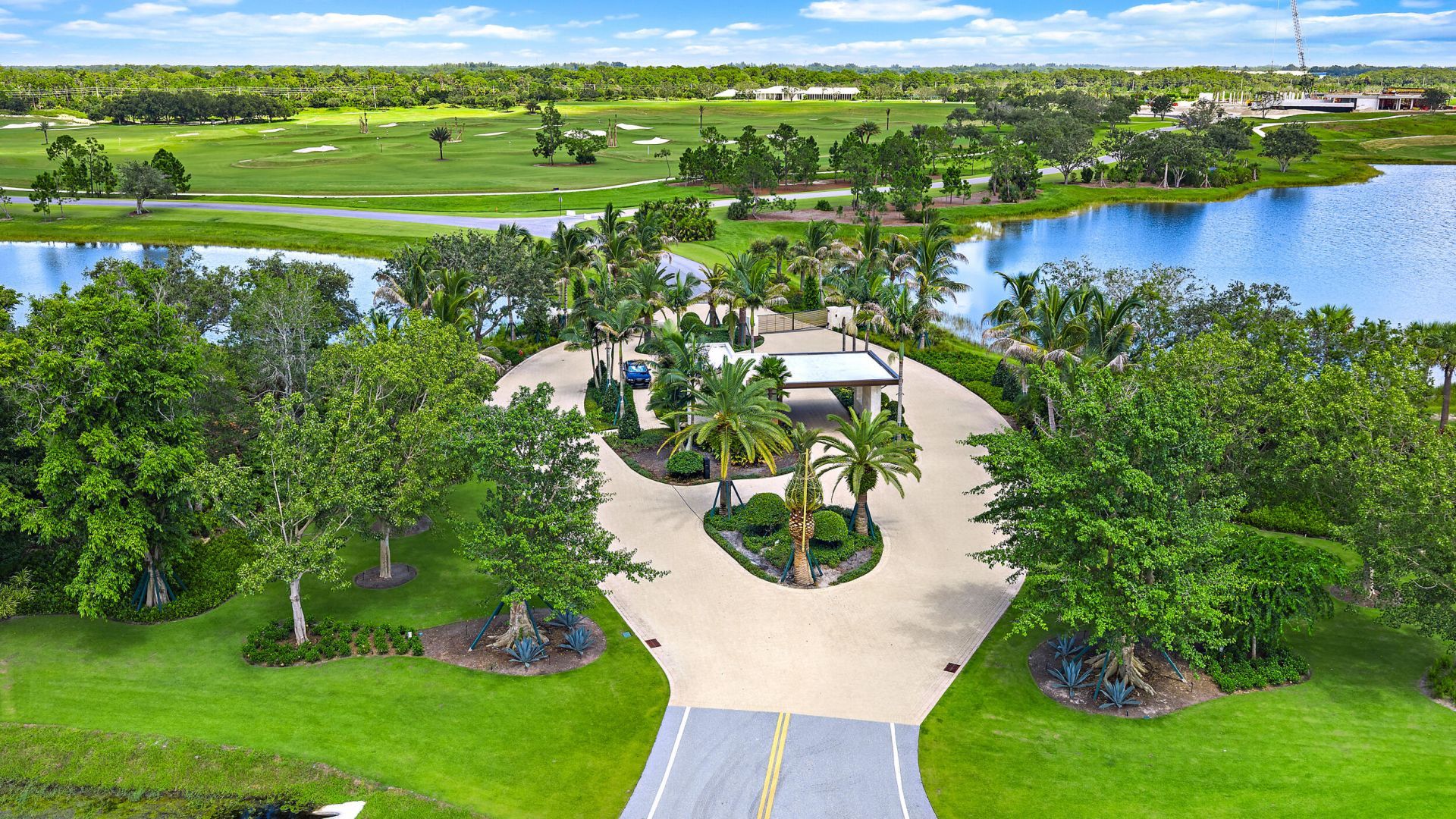 8686 SE Mars Street, Hobe Sound, FL 33455 Photo