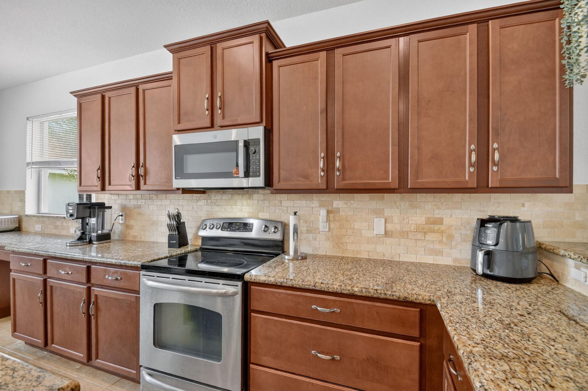 9070 Winterhaven Circle, West Palm Beach, FL 33411 Photo