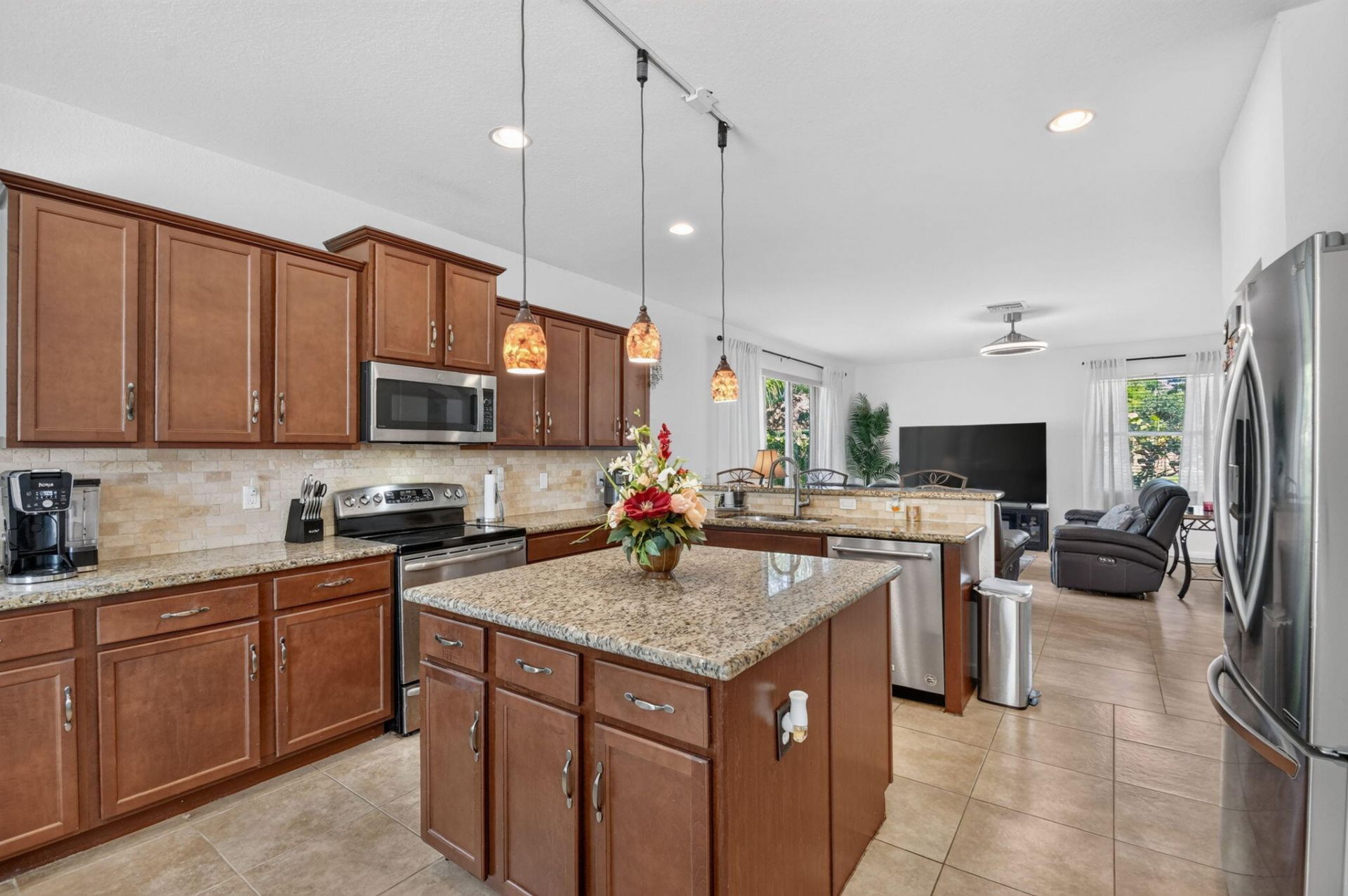 9070 Winterhaven Circle, West Palm Beach, FL 33411 Photo
