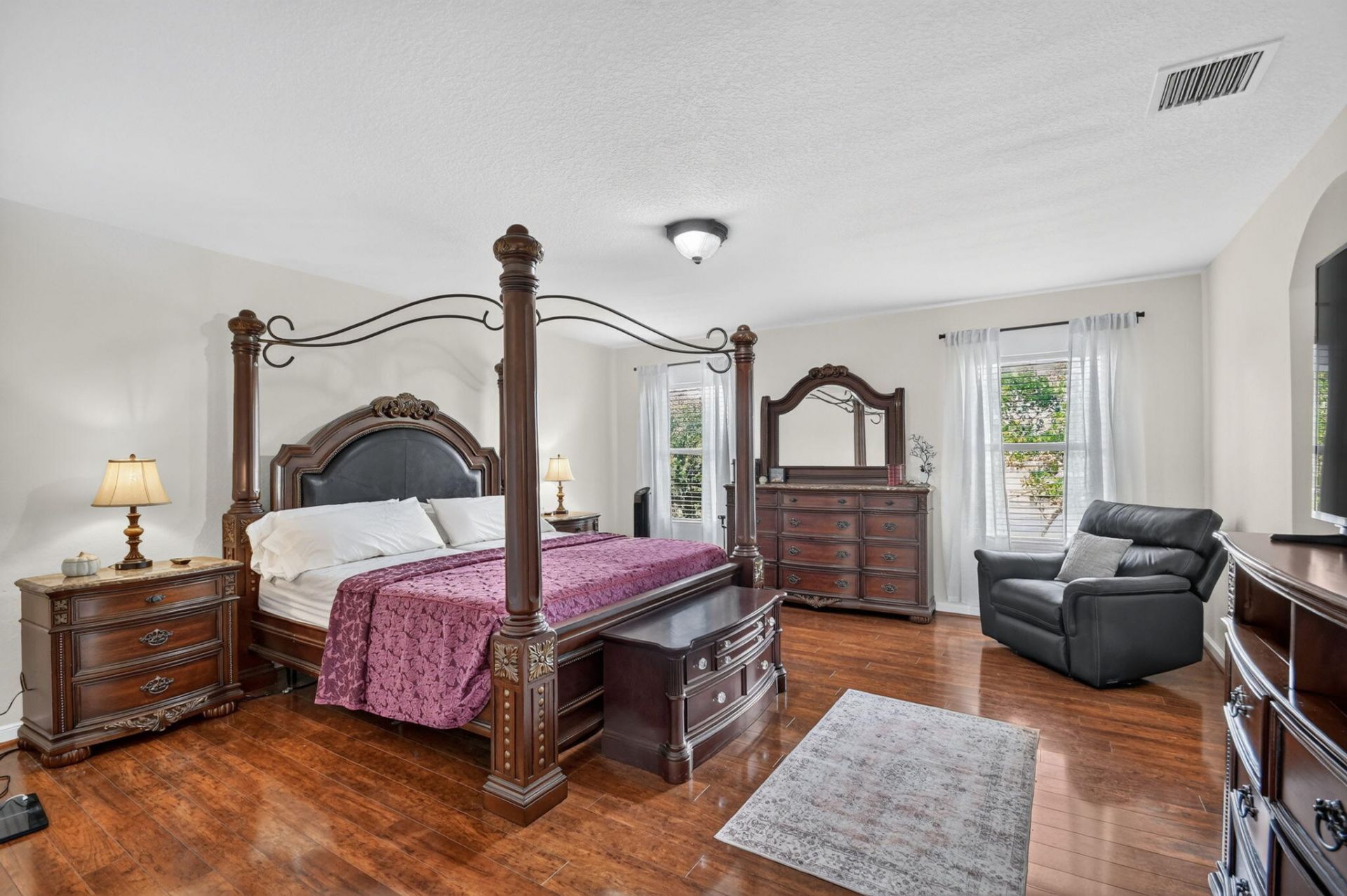 9070 Winterhaven Circle, West Palm Beach, FL 33411 Photo