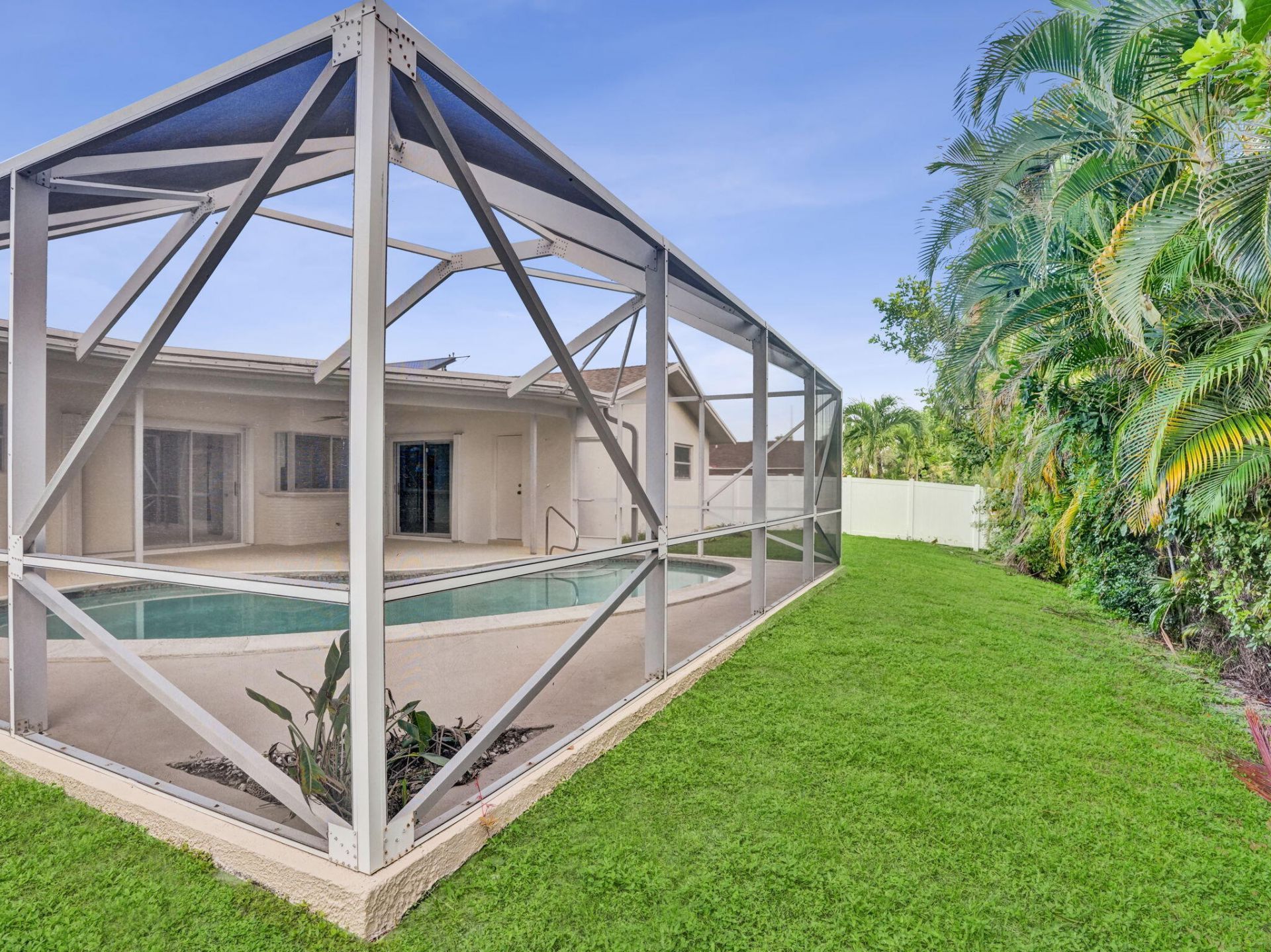 4850 NW 5th Terrace, Boca Raton, FL 33431 Photo