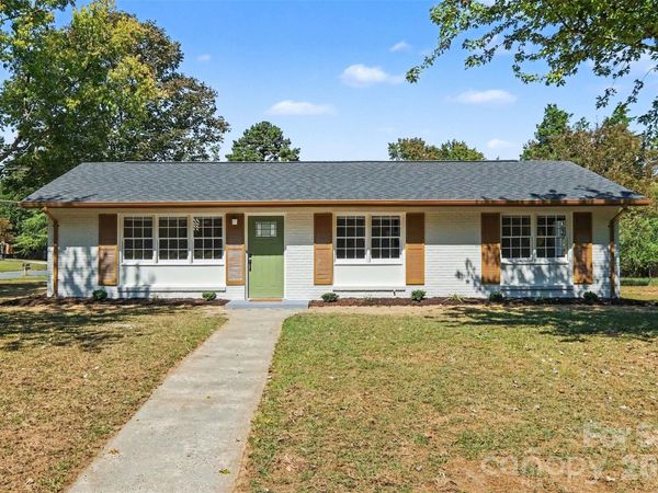 3801 Hillock Court, Charlotte, NC 28215