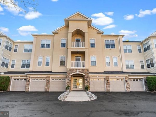 1 FALCON DRIVE, Unit 206, HOLLAND, PA 18966
