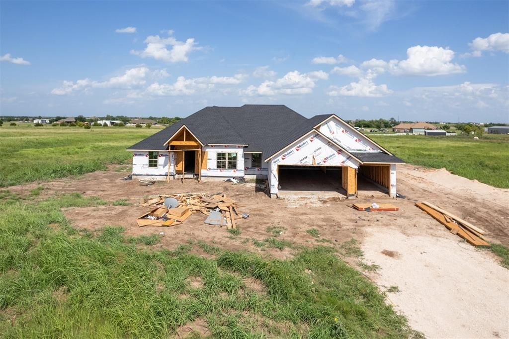 30115 Cashion Acres Road, Cashion, OK 73016 Main Photo