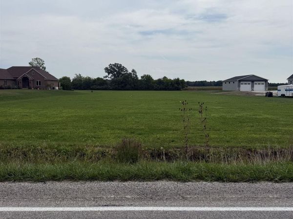 774 N Raisinville Road, Monroe, MI 48162