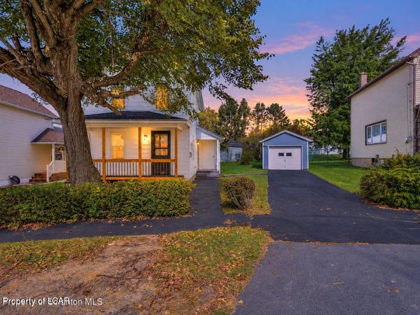 439 Hudson Street, Jermyn, PA 18433