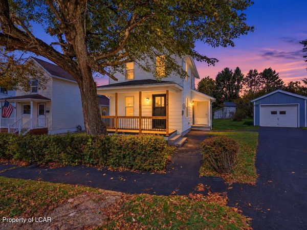 439 Hudson Street, Jermyn, PA 18433