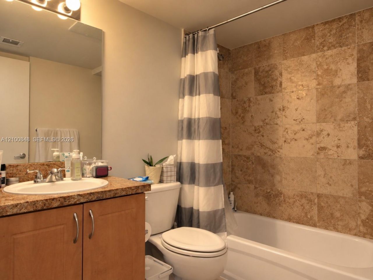 1555 N Treasure Dr , Unit 506, North Bay Village, FL 33141 Photo