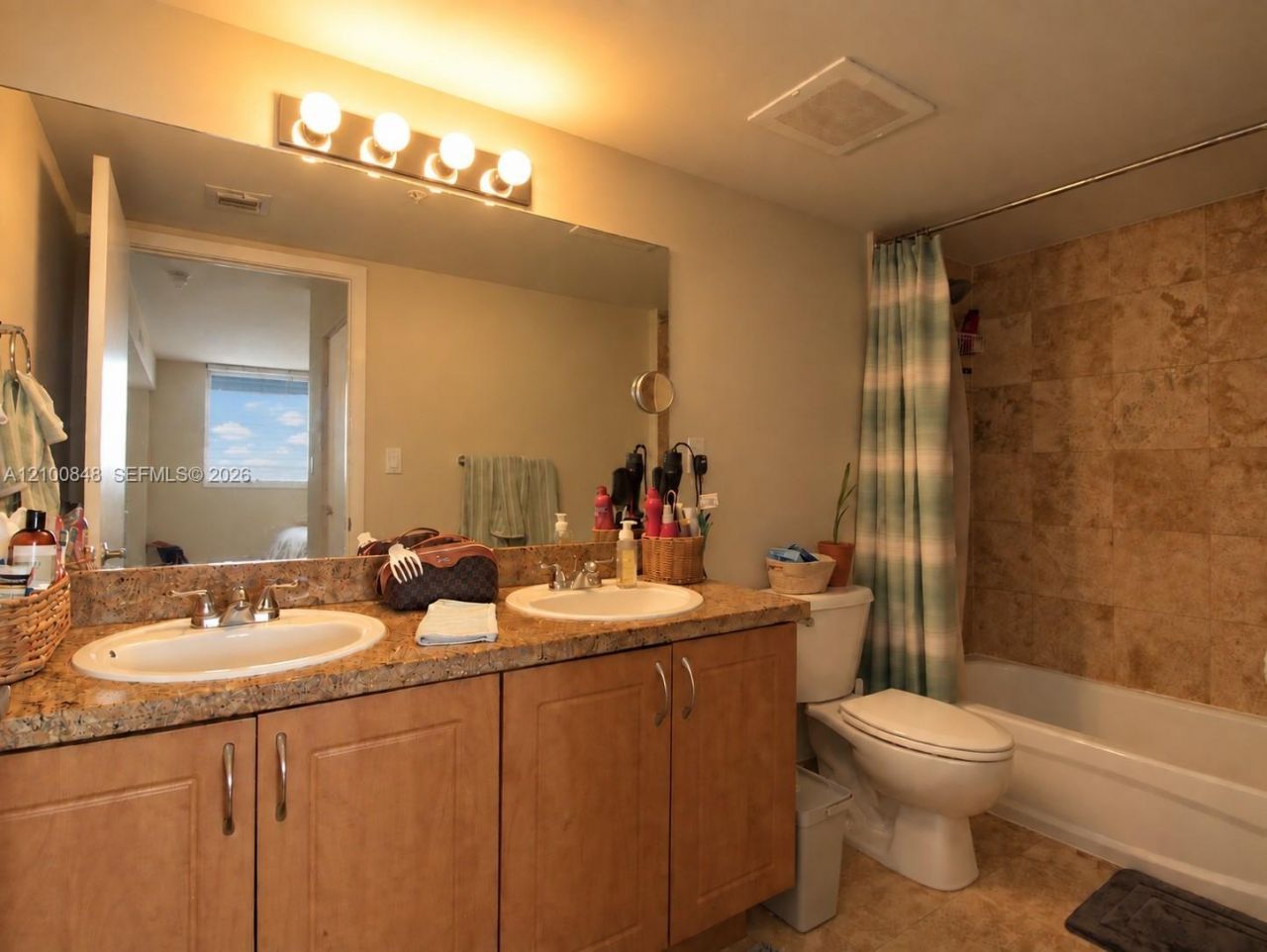 1555 N Treasure Dr , Unit 506, North Bay Village, FL 33141 Photo