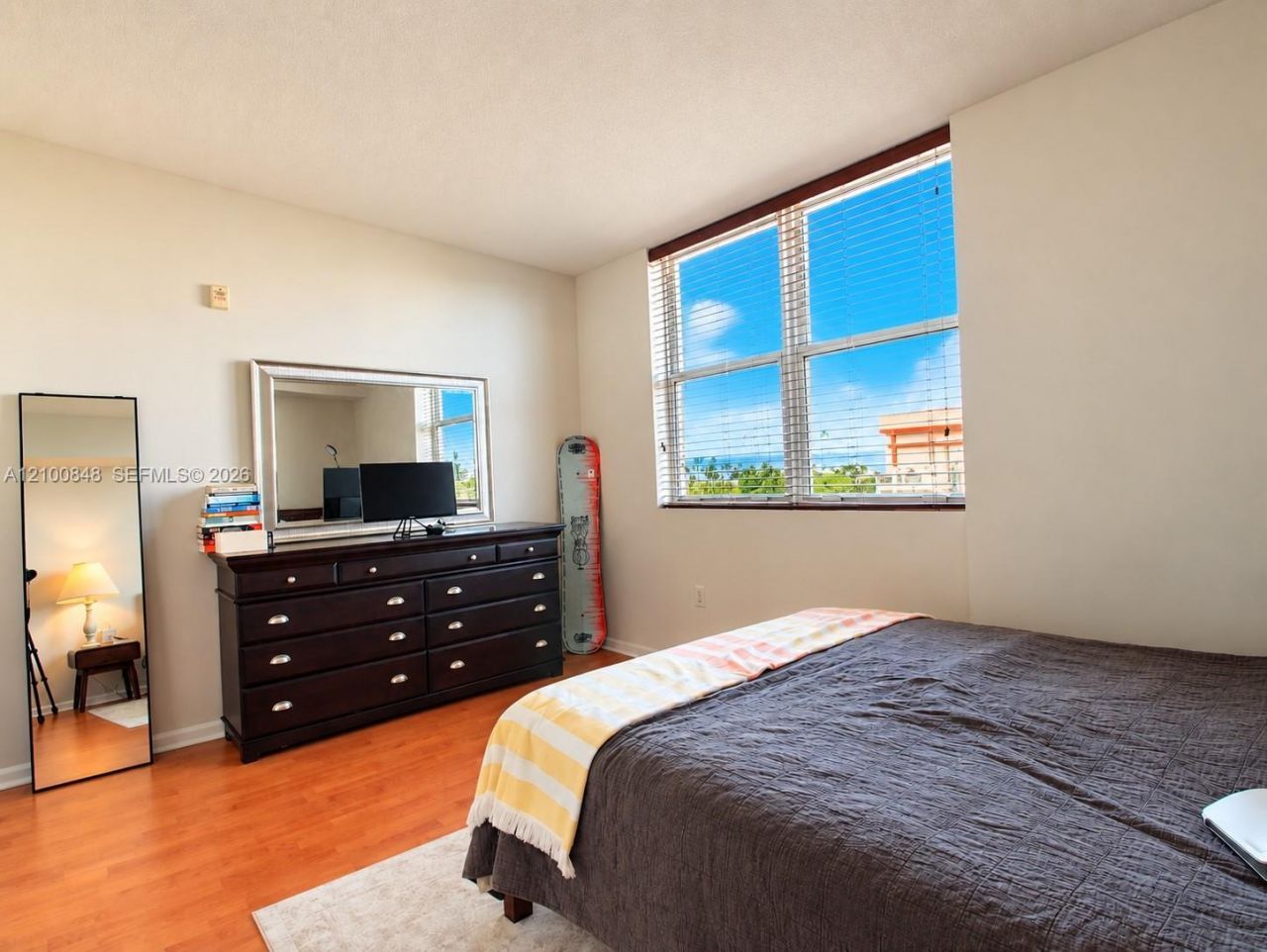 1555 N Treasure Dr , Unit 506, North Bay Village, FL 33141 Photo