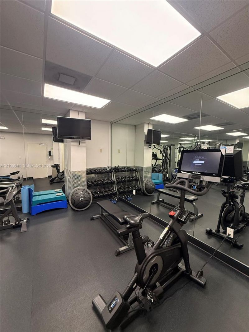 1555 N Treasure Dr , Unit 506, North Bay Village, FL 33141 Photo
