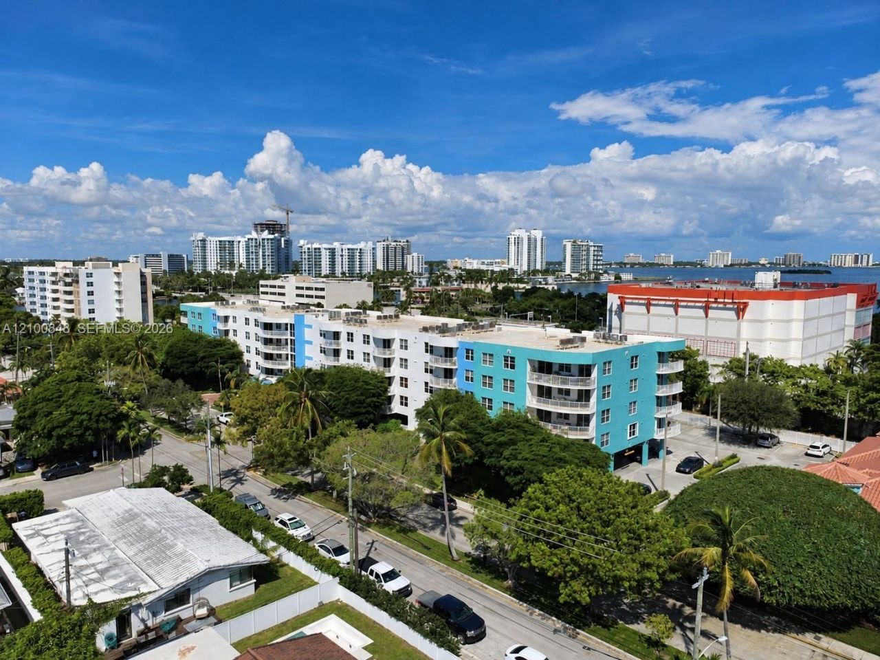 1555 N Treasure Dr , Unit 506, North Bay Village, FL 33141 Photo